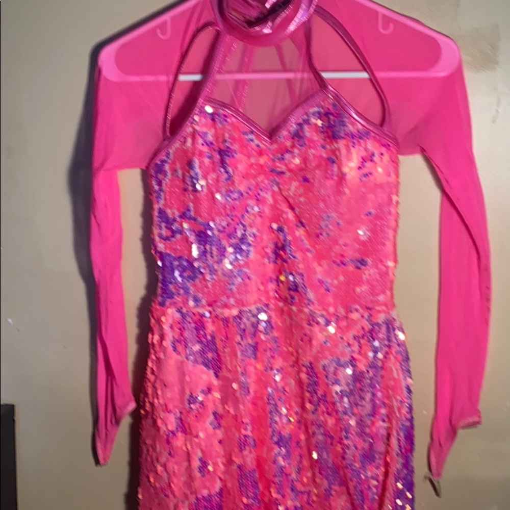 Dance costume - Picture 1 of 1